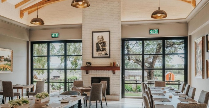 Лодж Midgard Country Lodge, Намибия