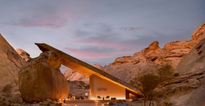 Отель Desert Rock Resort 5*