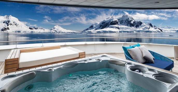 Круиз на Антарктический полуостров и море Уэдделла на мега-яхте Scenic Eclipse 6*