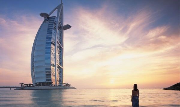 Роскошный отель Burj Al Arab 5* в Дубае – один из самых популярных и  знаменитых в ОАЭ, цены на 2023 год