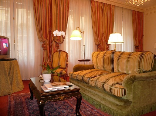 Номер отеля De Crillon Palace 5*, Франция