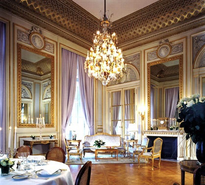 Отель De Crillon Palace 5*, Франция