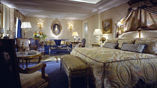 Номер отеля George V Palace 5*, Франция