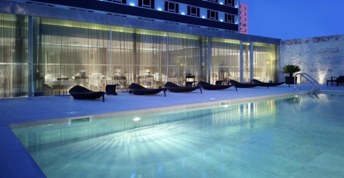 Отель Sheraton Lisboa Hotel and Spa 5*