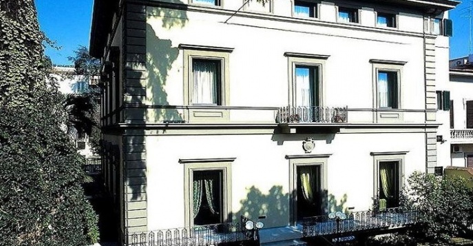 Отель Lorenzo Il Magnifico 4*