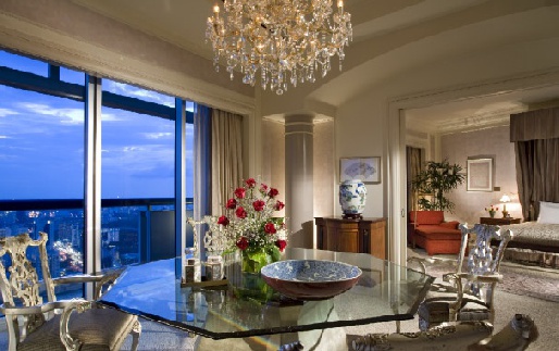 Отель Swissotel The Stamford 5*, Сингапур
