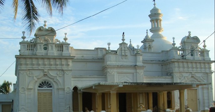 Мечеть Кечималаи в Берувеле, Шри-Ланка