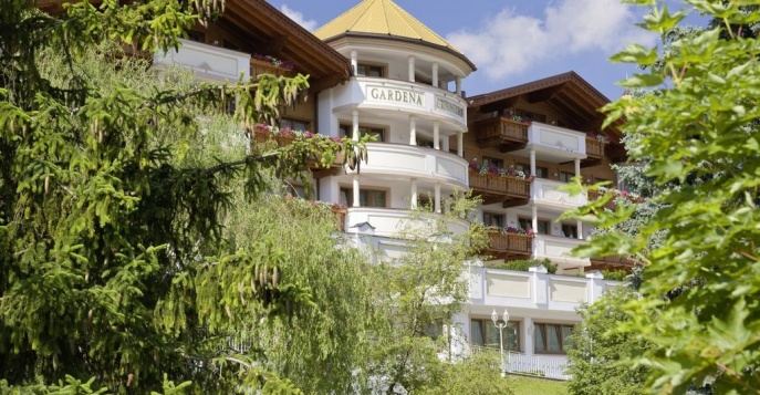 Отель Gardena Grodnerhof 5*