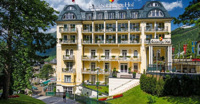 Отель Salzburger Hof 4*