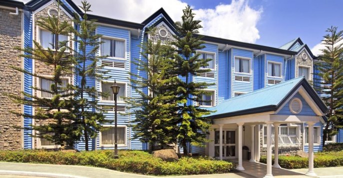 Отель Microtel Inn & Suites Baguio 4*