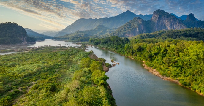Круиз  по реке Меконг, Лаос