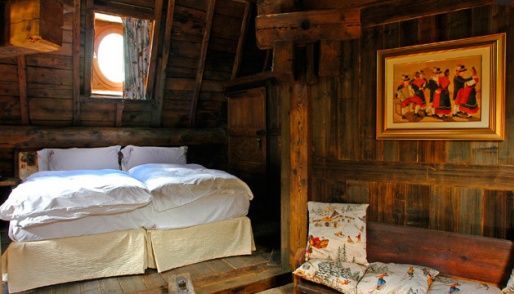 Honeymoon Room