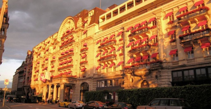 Отель Lausanne Palace & SPA 5*