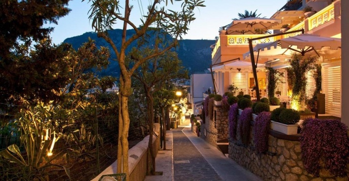 Отель Jw Marriott Capri Tiberio Palace 5*