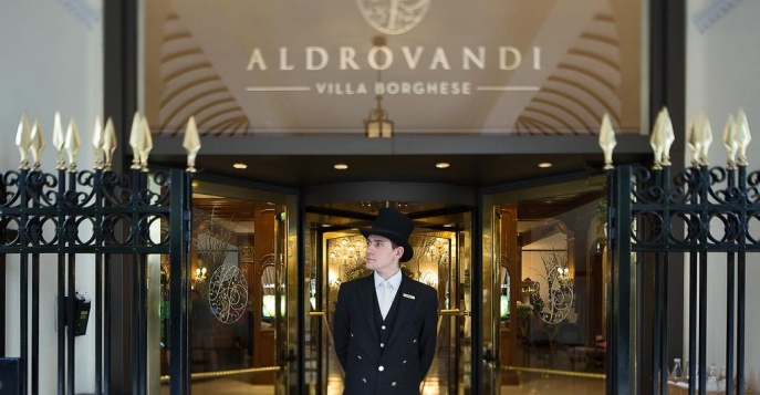 Отель Aldrovandi Palace de Luxe 5*