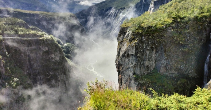 Остановка у одного из самых грандиозных водопадов мира, водопада Ворингфоссен 