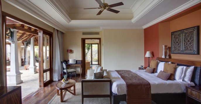 Отель Maradiva Villas Resort & SPA 5*Deluxe, Маврикий