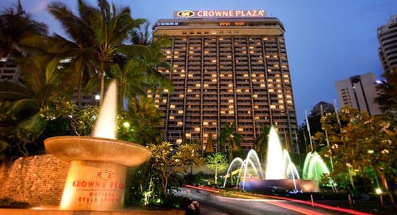 Отель Crowne Plaza Mutiara 5*