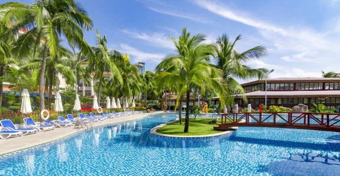 Отель Sanya South China Hotel 4*