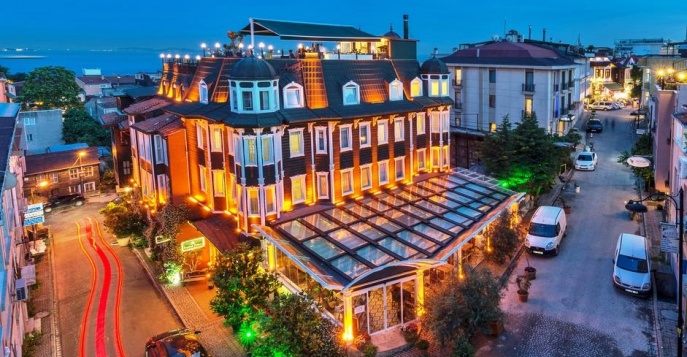 Отель Amiral Palace Hotel 4*