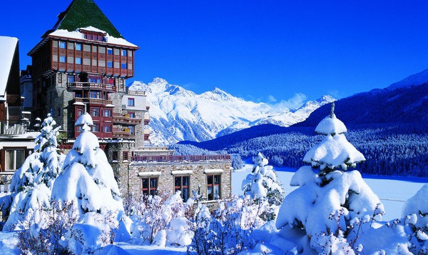 Отели Санкт Мориц: швейцарская роскошь зимой и летом