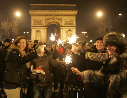 Новый Год в Париже, Франция