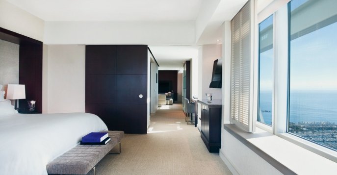 Номер Executive Suite отеля The Ritz-Carlton Hotel ARTS Barcelona 5* Gran Deluxe - Барселона, Испания