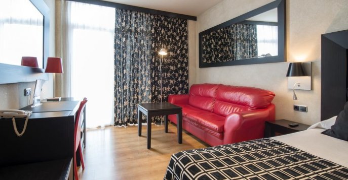 Отель Sallés Hotel Málaga Centro 4* - Малага, Испания