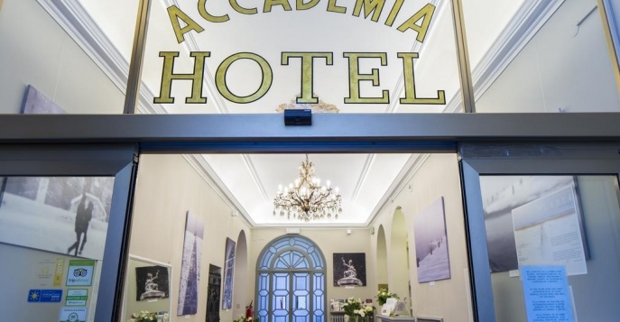 Отель Accademia 3*