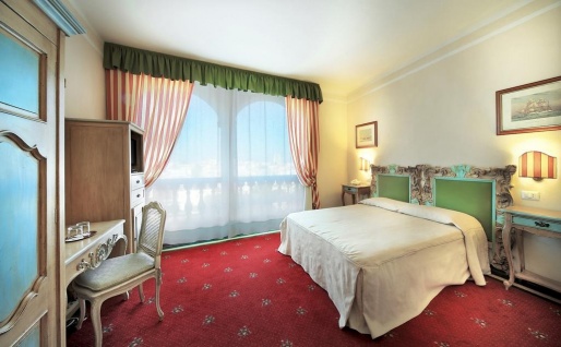 Отель Colonna Palace Hotel Mediterraneo 4* - остров Сардиния, Италия