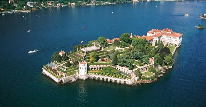 Остров Isola Bella - озеро Маджоре, Италия