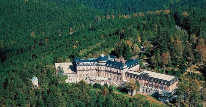 Schlosshotel Bühlerhöhe 5*