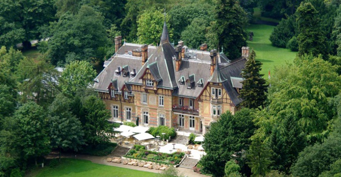 Отель Villa Rothschild Kempinski 5*