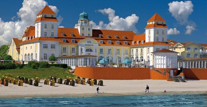 Отель Travel Charme Kurhaus Binz 5* Superior