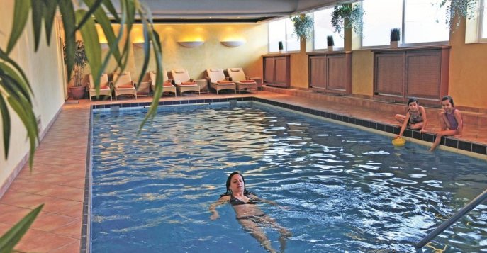 Отель Best Western Yachtclub 4*